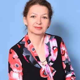 Татаринова Елена Борисовна.